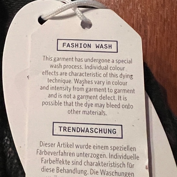 NWT EDC By Esprit Black Fashion Wash Longsleeve Henley XS RRP $89.95 - Picture 6 of 7